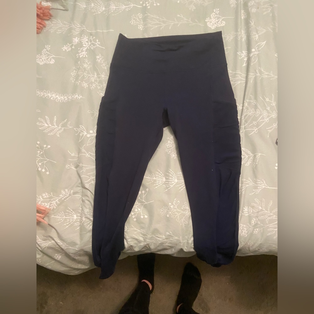 ~Navy blue fabletics leggings